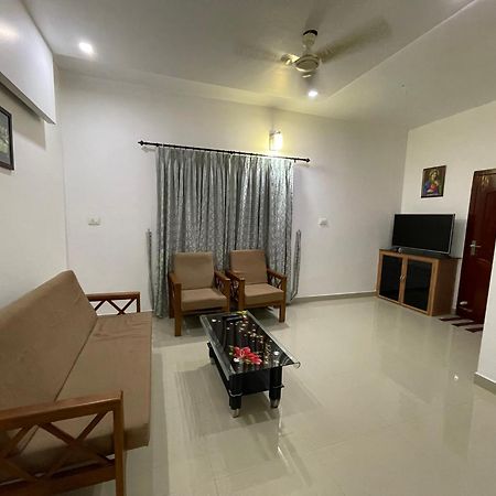 Dream Home Kochi Tripunithura エクステリア 写真